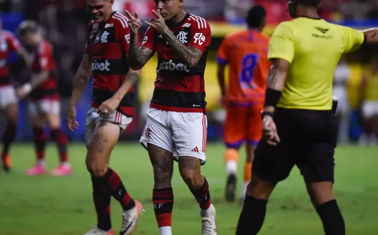 Com titulares, Flamengo atropela Audax em estreia no Campeonato Carioca