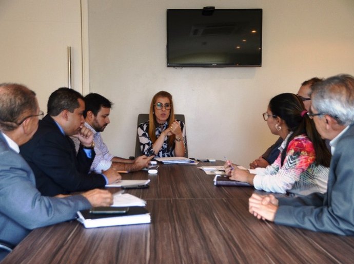 Dia OAB: presidentes das subsecções se reúnem com presidente da OAB Alagoas