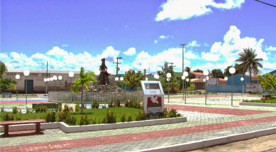 Jovem é morta a facadas pelo companheiro em Indiaroba