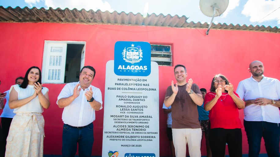 Governador entrega pavimentação de 23 ruas em Colônia Leopoldina