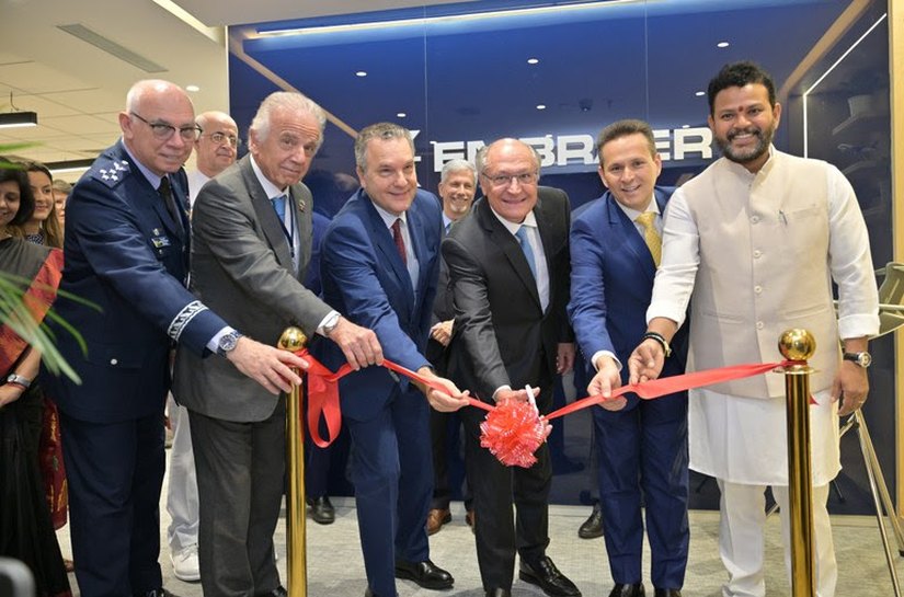 Alckmin inaugura escritório da Embraer em Nova Délhi