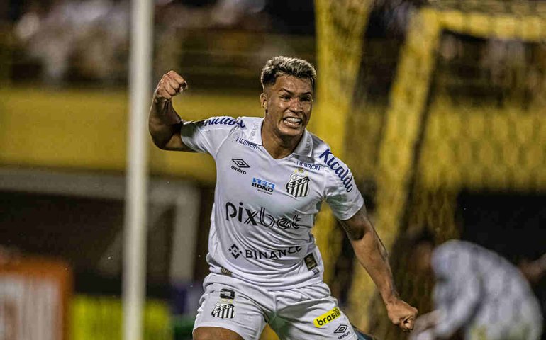 Santos joga mal e volta a levar gol no início, mas empata com São Bernardo no fim