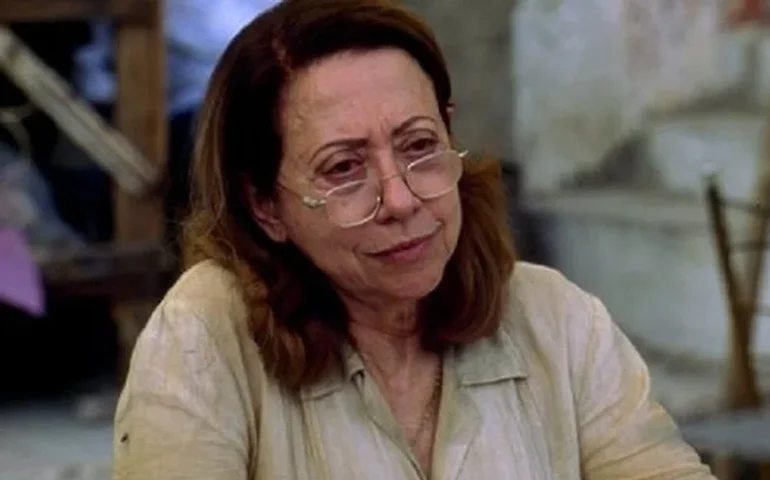 De Fernanda Montenegro a Pabllo Vittar, famosos brasileiros têm nomes artísticos bem diferentes dos reais