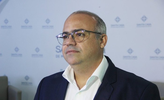 Claudemiro Neto, especialista em cirurgião oncológica e endometriose