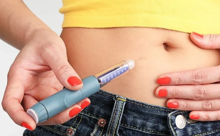 Anvisa suspende circulação de canetas emagrecedoras irregulares vendidas pela internet no Brasil