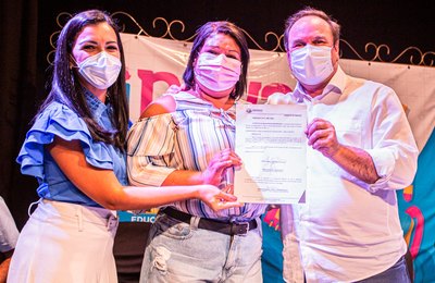 Em posse de 127 gestores, prefeito Luciano Barbosa anuncia mais 18 unidades de ensino em Arapiraca