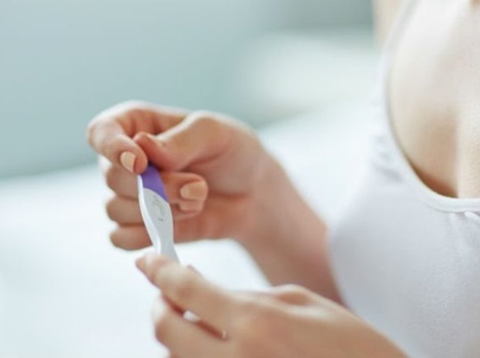 Suplementos vitamínicos podem ajudar mulheres a engravidar