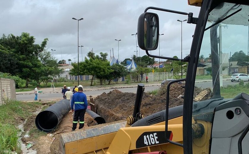 Obras de pavimentação da Prefeitura de Arapiraca contempla drenagem profunda de águas pluviais