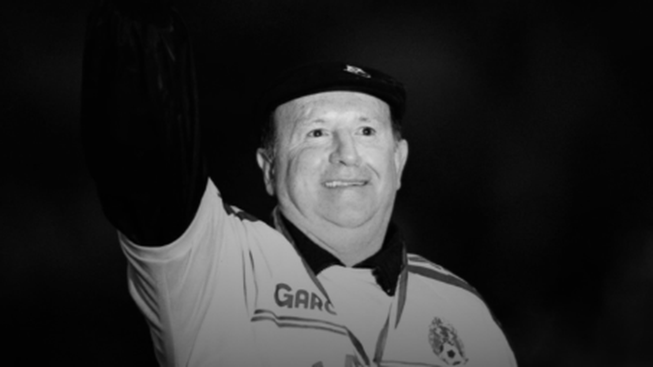 Morre Manuel Lapuente, técnico histórico da seleção mexicana, aos 81 anos
