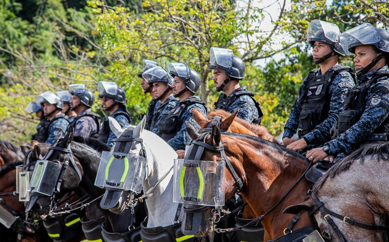 Regimento de Polícia Montada da PM-AL celebra 33 anos com homenagens e competição hípica