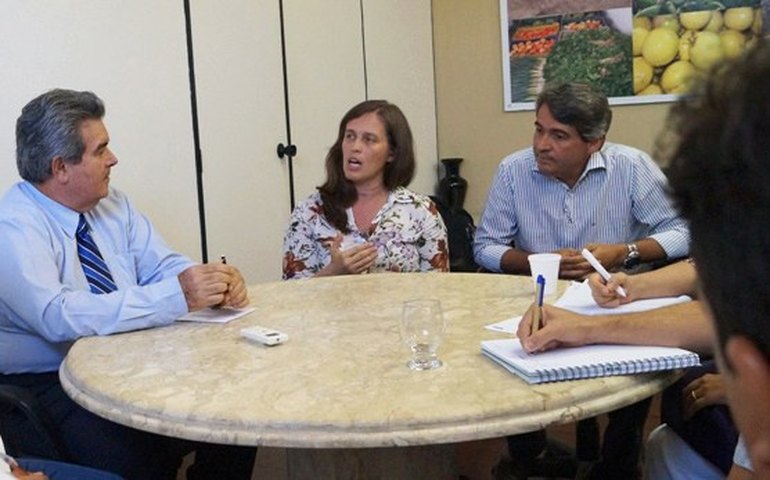 Modelo de gestão dos Polos Agroalimentares de Batalha e Arapiraca é tema de discussão