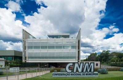 AMA parabeniza CNM por 42 anos de conquistas municipalistas