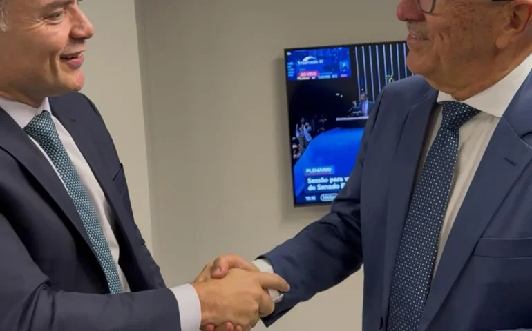 Ronaldo Lopes declara apoio a Renan Filho e agradece obras para Penedo