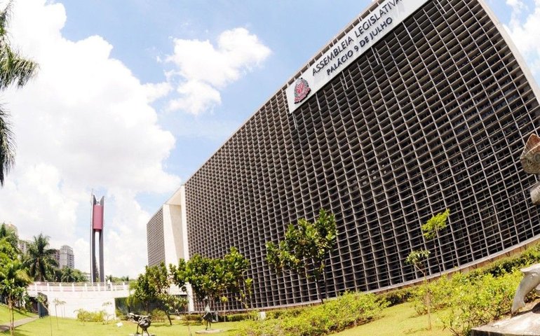 Assembleia de SP aprova texto-base do pacote fiscal de Doria