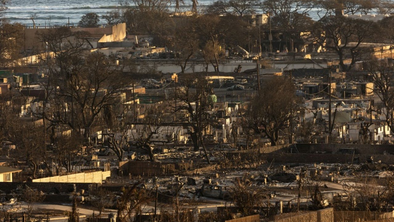 Autoridades temem encontrar diariamente '10 ou 20 corpos' após incêndio no Havaí