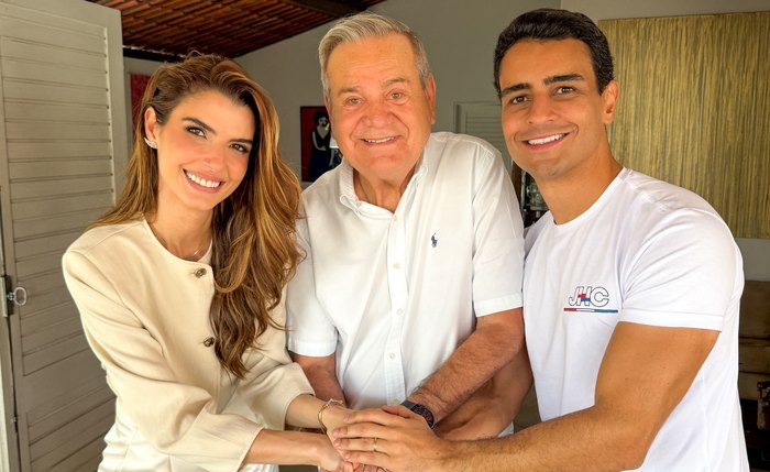 JHC, Ronaldo Lessa e Marina Candia publicaram a mesma foto simultaneamente nas redes sociais com mensagem de união para as eleições de 2026