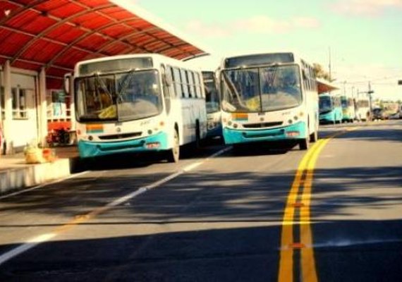 Arapiraca: SMTT recadastra veículos de transporte de passageiros