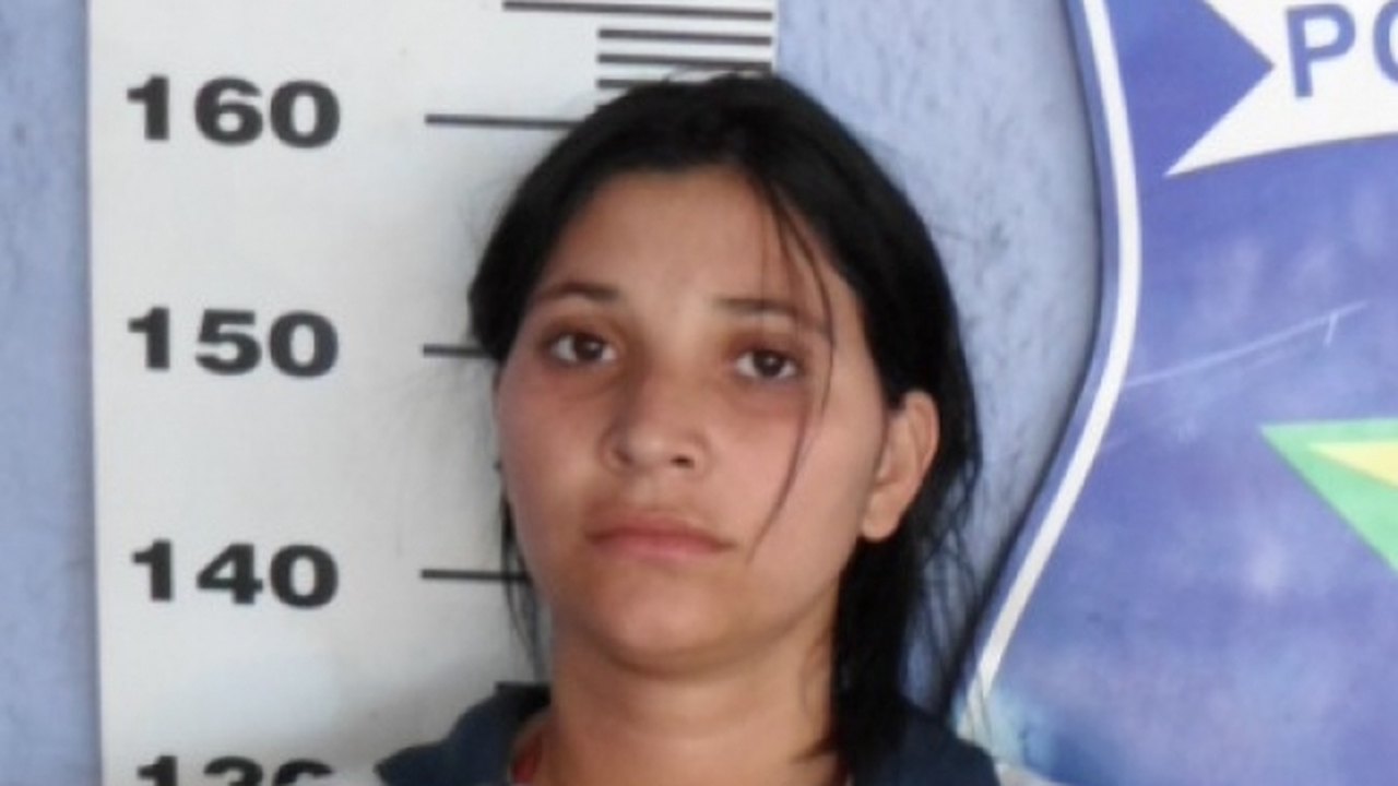 Polícia Civil detém mulher que foi até a delegacia assinar documento