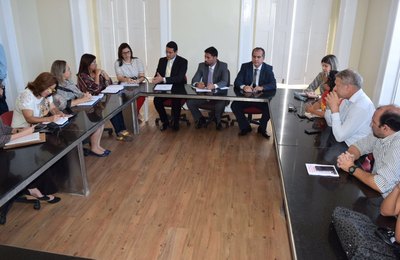 Assembleia promove reunião sobre projeto que regulamenta adicionais de insalubridade e periculosidade