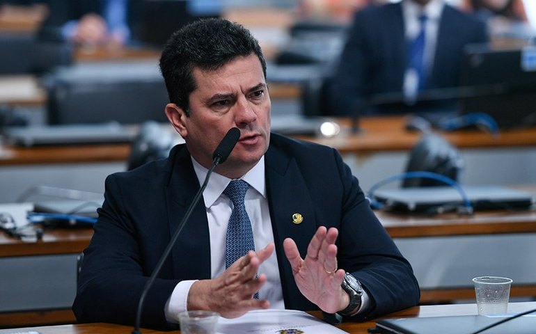 Desembargador une ações do PT de Lula e do PL de Bolsonaro que pedem cassação de Moro