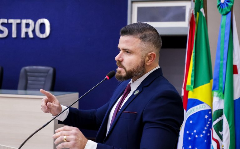 Projeto de Lei de Thiago Prado vai impedir exposição de crianças e adolescentes à mendicância