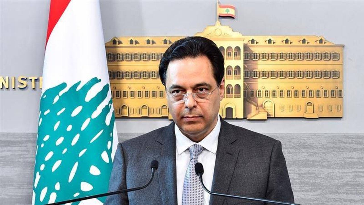 Primeiro-ministro do Líbano renuncia em meio a protestos após explosão em Beirute