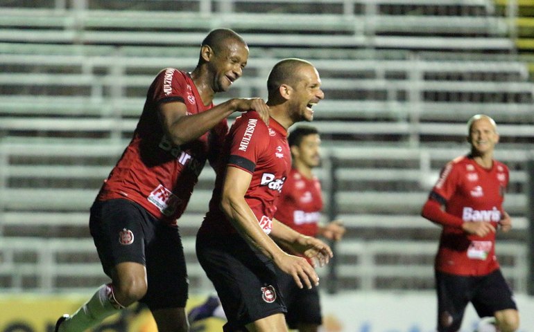 CRB perde para Brasil (RS) e dá adeus ao sonho da Série A