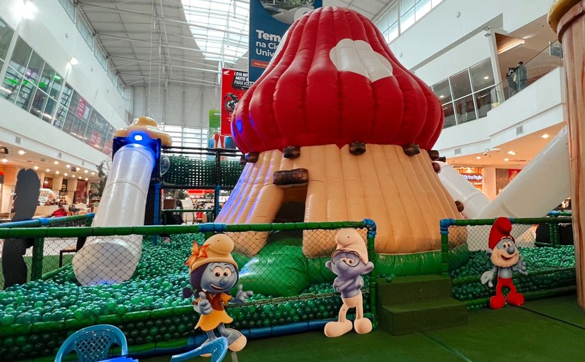﻿Shopping Pátio Maceió garante muita diversão nestas férias escolares com a turma de os Smurfs