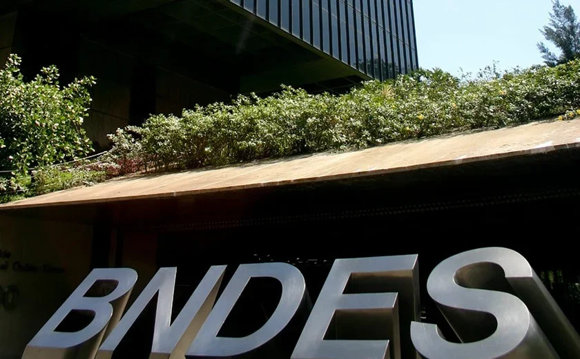 BNDES mantém provas de concurso em SP, apesar da falta de energia em algumas regiões