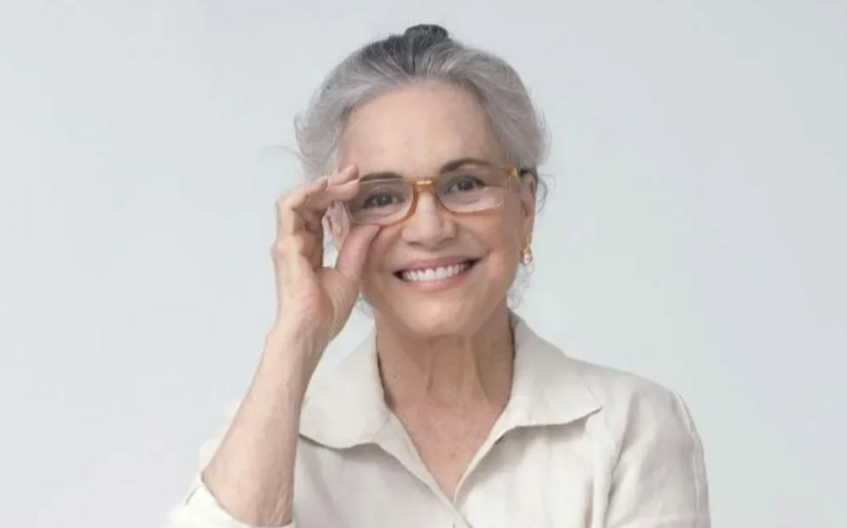 Regina Duarte pede fim ao processo em que foi condenada por postar foto de Leila Diniz