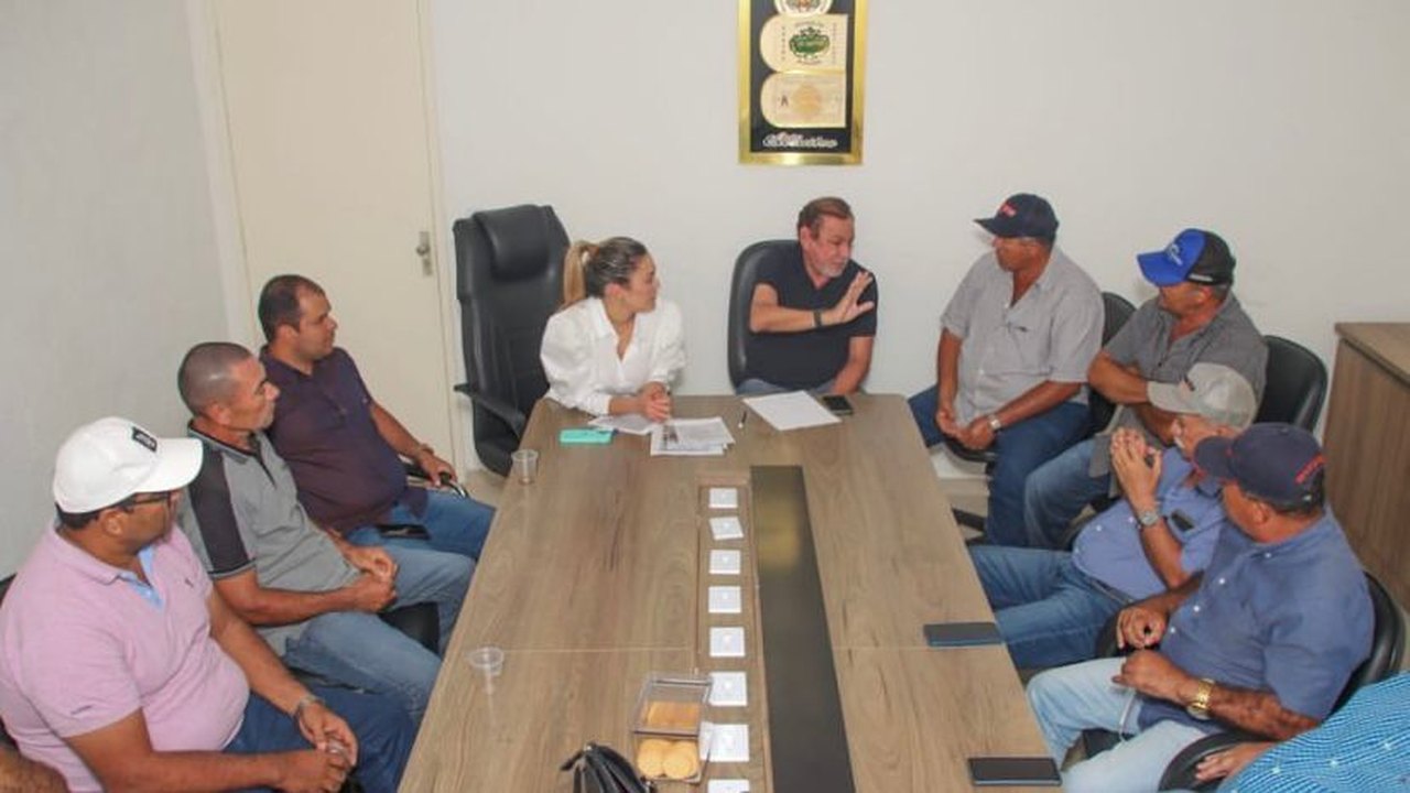 São José da Laje: Reunião com Angela Vanessa define estratégias de recuperação das estradas vicinais