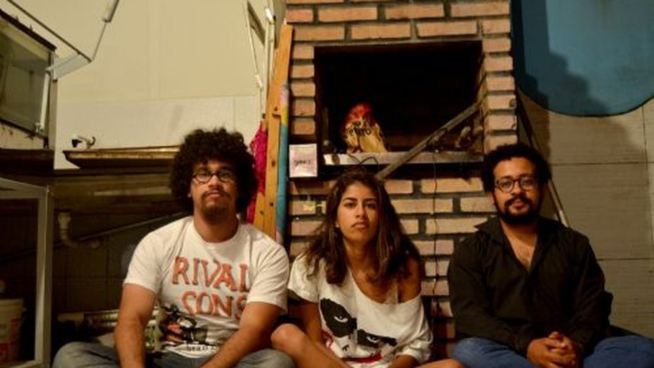 Portal literário LeroWhite realiza doação de livros no Centro de Arapiraca