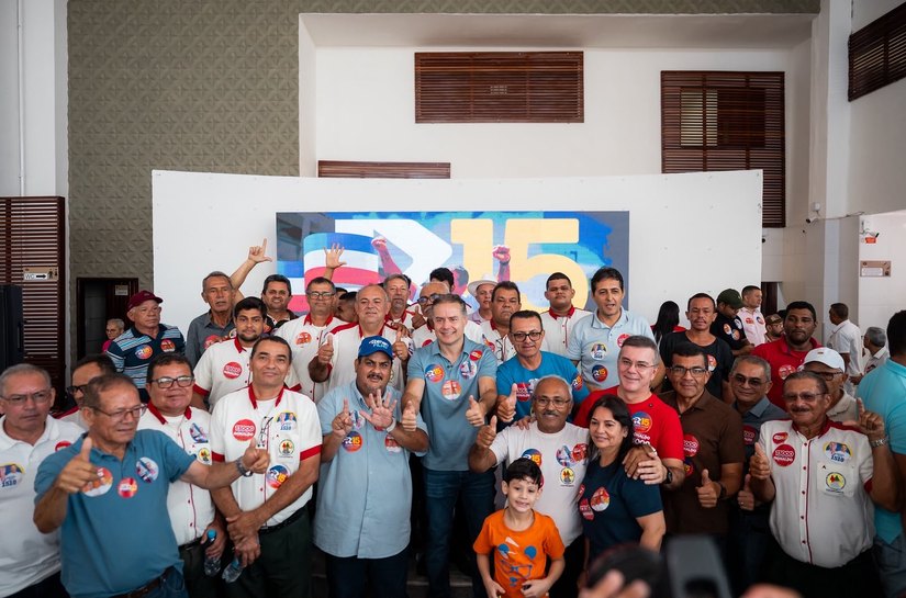 Renan Filho propõe reverter valor de outorga para renovar frota do transporte complementar em Alagoas