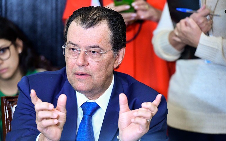 Relatório da reforma tributária prevê 'trava' para aumento de imposto