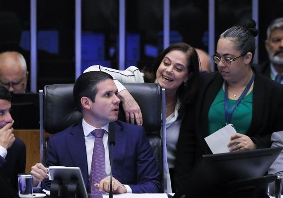 Câmara aprova urgência do projeto que amplia isenção do IR a quem ganha até R$ 5 mil