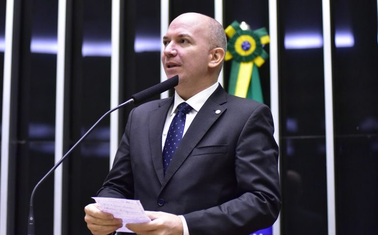 Projeto proíbe a definição de prazo de validade para créditos adquiridos por usuário de serviço público