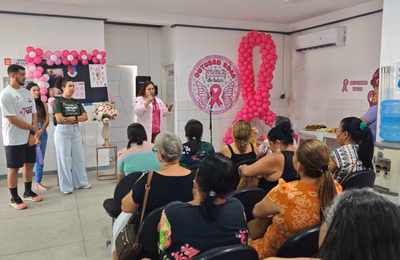 Centro de Diagnóstico de Penedo promove ação do Outubro Rosa com foco na prevenção e no autocuidado