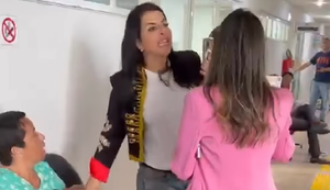 Adriana Mangabeira bateu boca com oficiais de justiça ao se recusar a receber intimações