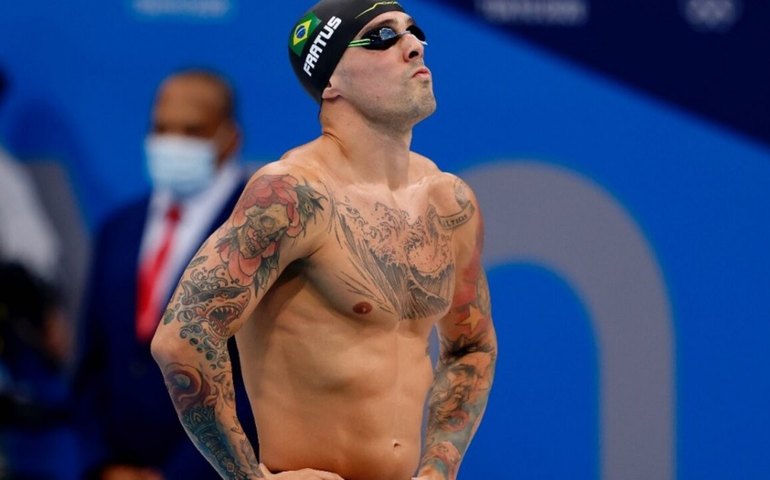 Fratus empata com francês em oitavo e perde ‘tira-teima’ dos 50 metros livre