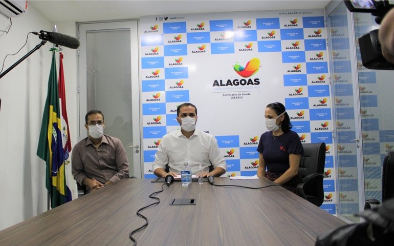 Casos confirmados de Covid-19 quadruplicam em apenas uma semana em Alagoas