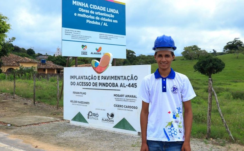 Estudante de Pindoba conquista vaga no mercado de trabalho após Escola 10