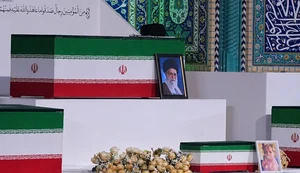 Cerimônia de último adeus para o líder supremo do Irã, Ali Khamenei, começou nessa quinta (2) e encerra neste sábado (4)