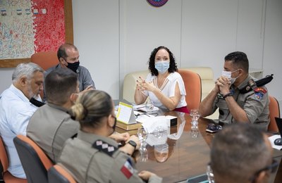 Comando da PM propõe aproximação com Ufal por meio do Batalhão Escolar 