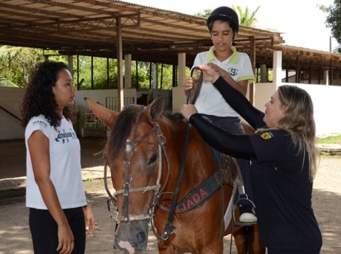 Estado garante serviço de equoterapia para mais de 800 alagoanos