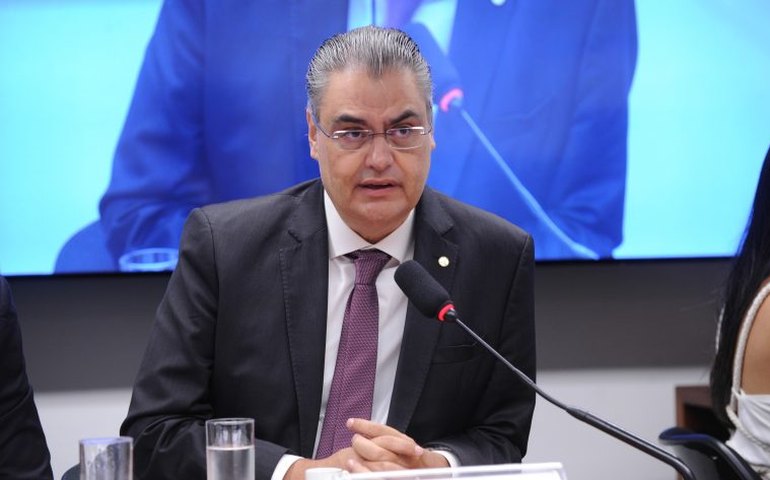 Comissão aprova projeto com diretrizes para moedas digitais oficiais no Brasil