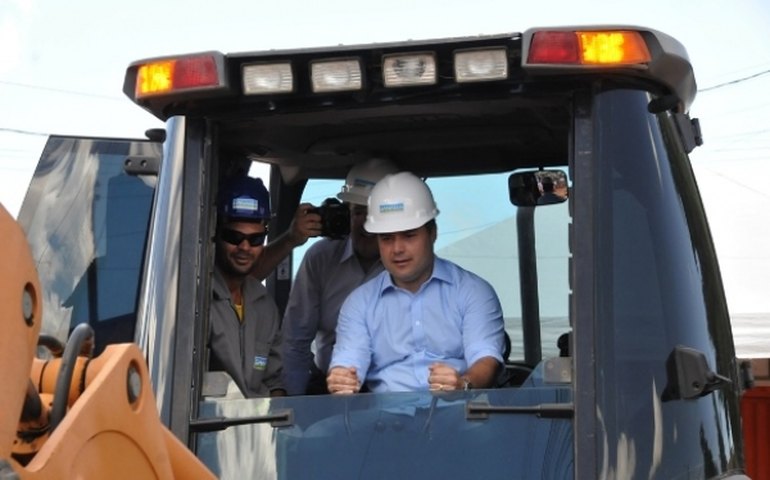 Governador lança consórcio que mudará saneamento na parte alta de Maceió