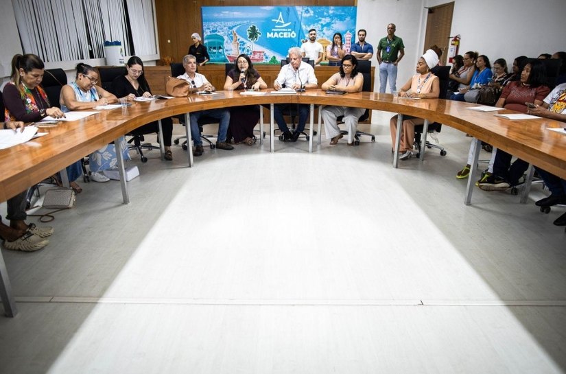 Semdes apresenta ações para migrantes venezuelanos da etnia Warao