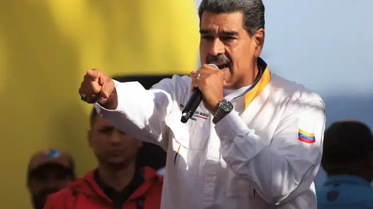 Membro do CNE venezuelano diz a jornal que 'não recebeu evidências' da vitória de Maduro na última eleição