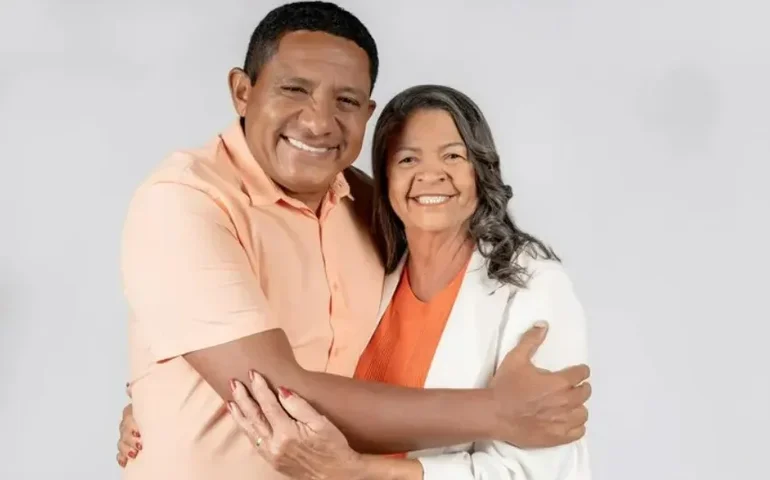 Tia Júlia: a insistência política de quem quer continuar um projeto de Poder