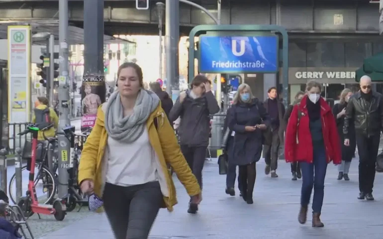 PMI de serviços da zona do euro (final) sobe a 52,9 em agosto, afirma S&P Global